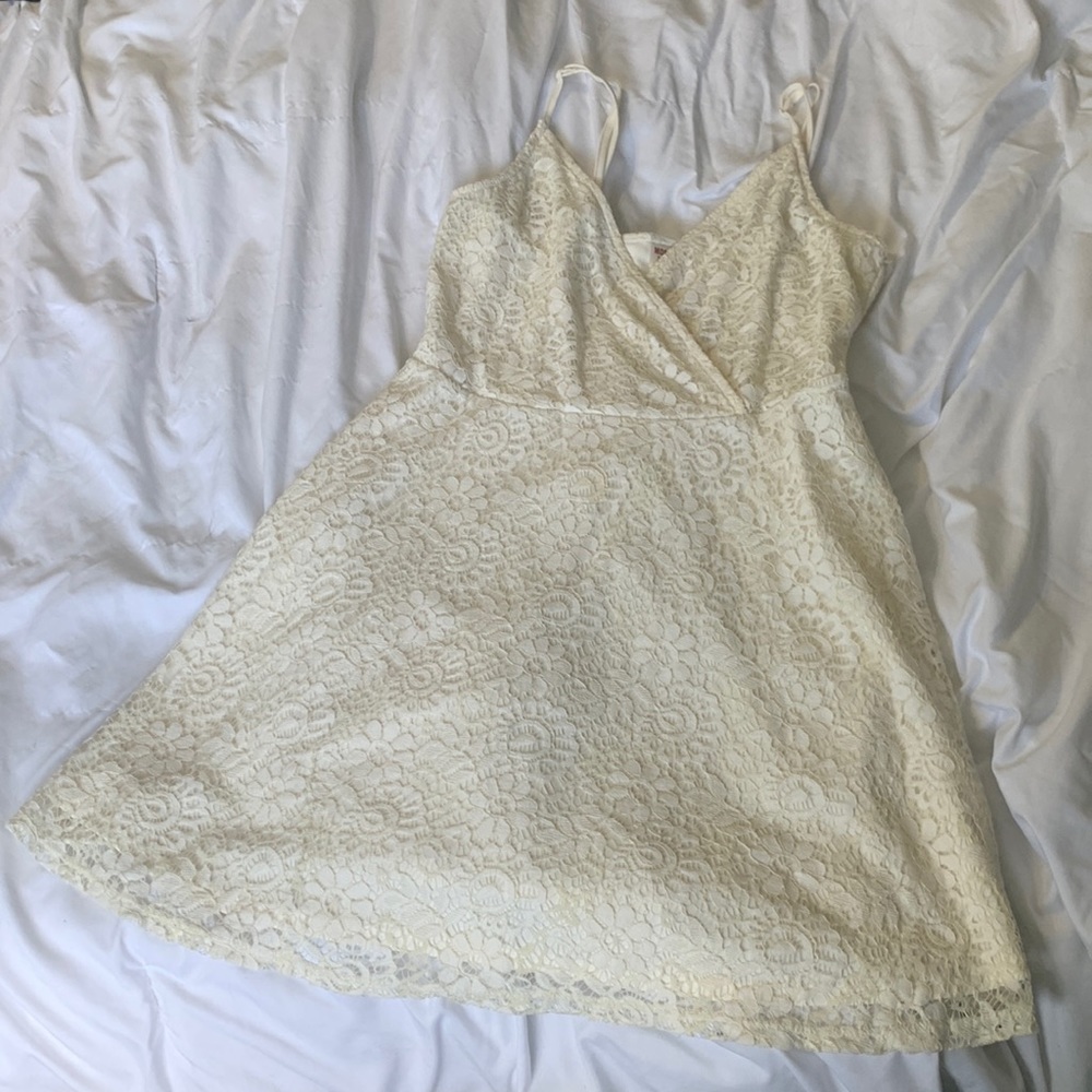 Lace white dress